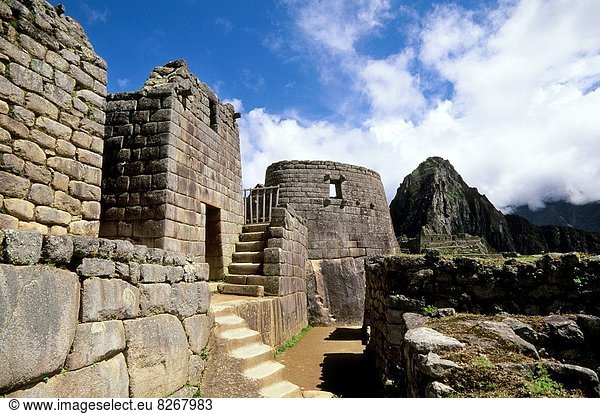 Ansicht  Ruinenstadt Machu Picchu  Sacred Valley of the Incas  Urubamba Valley  Peru  Sonne