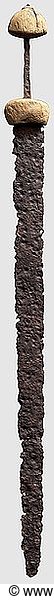 ANTIKE AUSGRABUNGEN  Offiziers-Spatha  rÃ¶misch  2./3. Jhdt. n. Chr. Eiserne zweischneidige  im Schnitt linsenfÃ¶rmige Klinge  das ParierstÃ¼ck und der pilzfÃ¶rmige Knauf aus Bein oder Elfenbein  bronzener halbkugeliger Nietknopf (lose). GesamtlÃ¤nge 88 cm  KlingenlÃ¤nge 70 3 cm  grÃ¶ÃŸte Klingenbreite 47 mm. Gute metallische Substanz (konserviert). Vgl. einen Ã¤hnlichen Griff: Christian Miks  Studien zur rÃ¶mischen Schwertbewaffnung in der Kaiserzeit - KÃ¶lner Studien zur ArchÃ¤ologie der rÃ¶mischen Provinzen  Rahden 2007  Katalogband  Abb. 703 2  WÃ¼rttembergisches Landesmuseum  Stuttgart  Inv. (65/43). Seltene Spatha eines rÃ¶mischen Offiziers