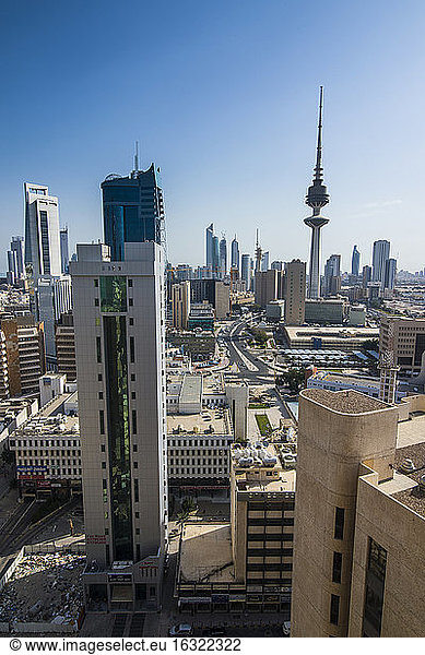 Arabien  Kuwait City  Stadtbild mit Liberation Tower