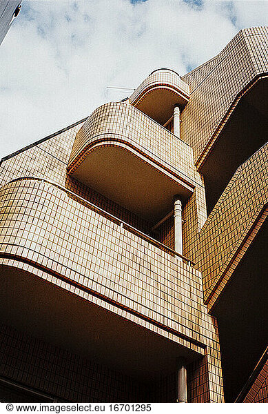Architektonisches Gebäude in Tokio Japan