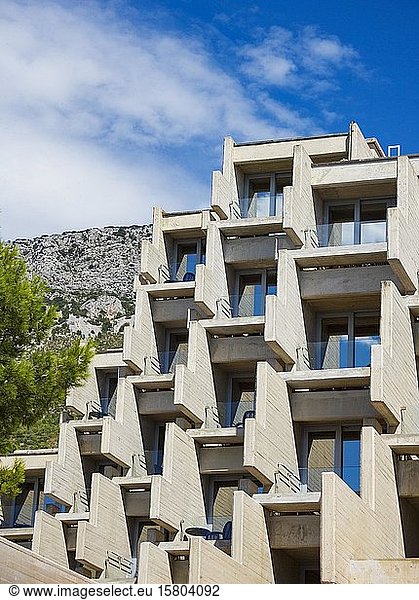 Architektur  Detail  Hotelanlage Brela  Makarska Riviera  Dalmatien  Kroatische Adriaküste  Kroatien  Europa