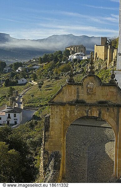 Archway of Philip V  view of Ronda  Malaga Province  Andalusia  Spain  Europe
