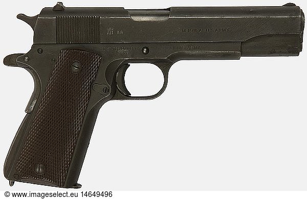 ARMES A FEU  Pistolet semi-automatique Colt 1911 A1  calibre 45 A.C.P  numÃ©ro 908020 (1943). Fabrication 'Ithaca Gun Co. Inc. Ithaca. N.Y.'. Complet avec son chargeur  finition d'origine