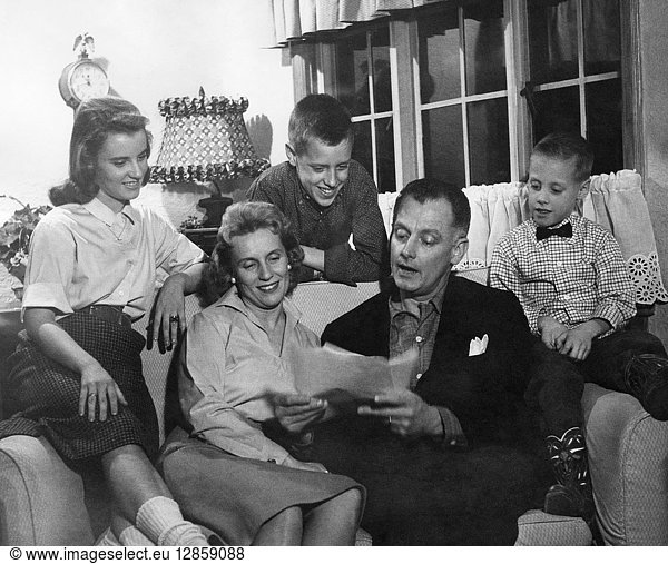 ART CARNEY (1918-2003). American actor Art Carney with his wife Jean Myers and children  Eileen  Brian  and Paul. Photograph  May 1959.