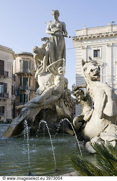 Artemis-Brunnen  Syrakus  Sizilien  Italien