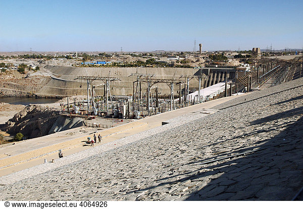 Assuan-Staudamm  Assuan  Ägypten  Nordafrika  Afrika