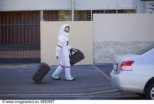 Astronaut on the way home