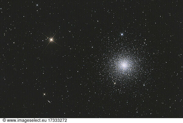 Astrophotographie des Kugelsternhaufens Messier 3 im Sternbild Canes Venatici