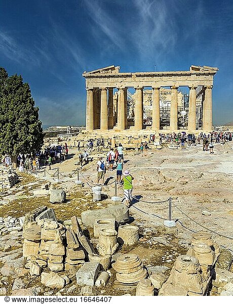 Athen  Attika  Griechenland. Der Parthenon auf der Akropolis. Die Akropolis von Athen ist ein UNESCO-Weltkulturerbe.