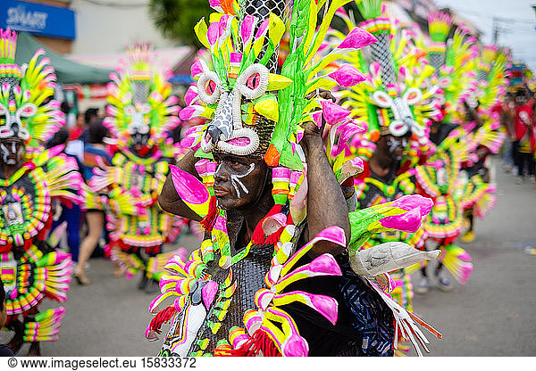 Ati-Krieger im Kostüm  Ati-Atihan-Fest  Kalibo  Philippinen