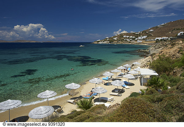 Außenaufnahme Europa Mensch Tag Menschen Strand Küste Meer Insel Griechenland Kykladen griechisch Mittelmeer Mykonos