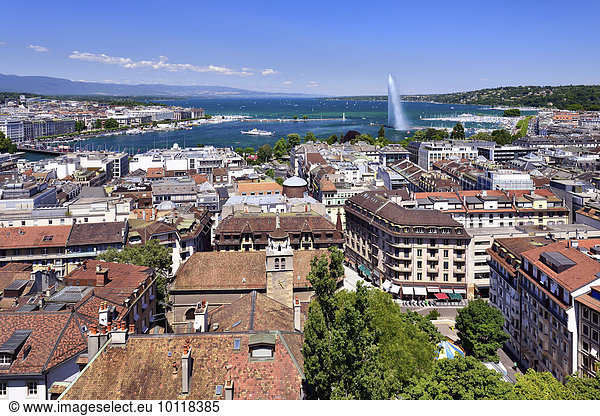Ausblick auf die Stadt Genf mit Genfersee und Jet d'Eau  Kanton Genf  Schweiz  Europa