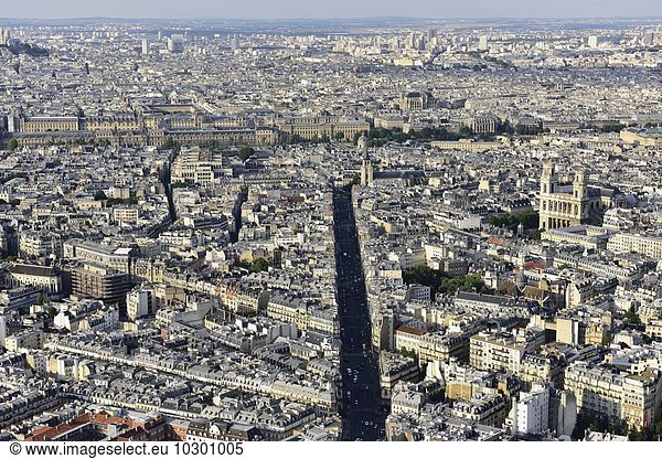 Ausblick von Aussichtsplattform Tour de Montparnasse auf Cimentiere de Montparnasse und die Innenstadt  Paris  Ile de France  Frankreich  Europa