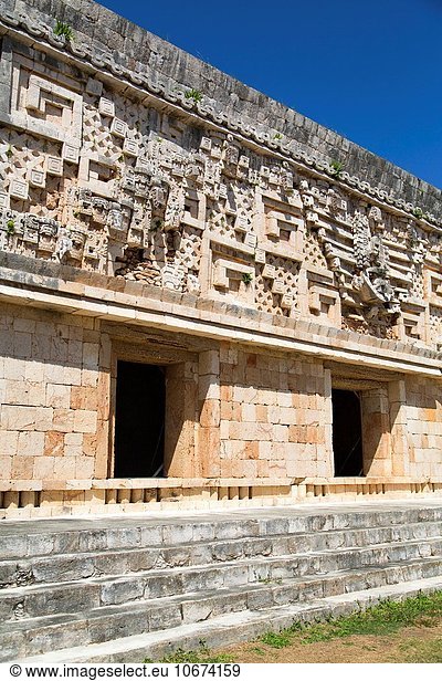 Ausgrabungsstätte Palast Schloß Schlösser Mexiko Maya Uxmal Yucatan
