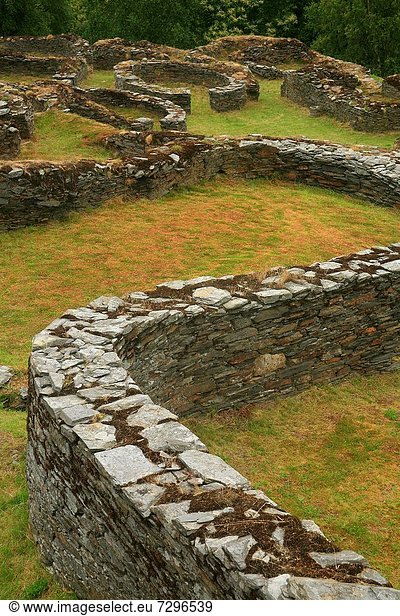Ausgrabungsstätte  Zeit  Lebensphase  keltisch  Jahrhundert  Befestigungsanlage  Eisen  römisch