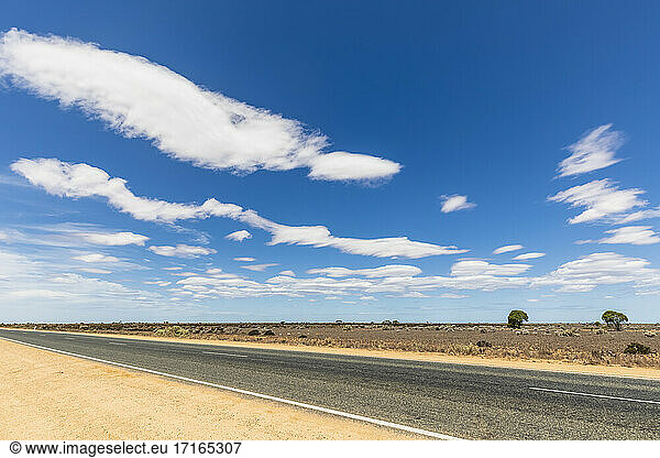Australia  South Australia  Nullarbor Plain  Eyre Highway in desert