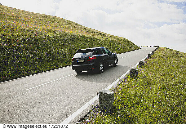 Austria  Carinthia  Car on Grossglockner High Alpine Road