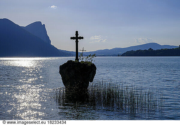 Austria  Salzburg  Kreuzstein cross in Mondsee Lake