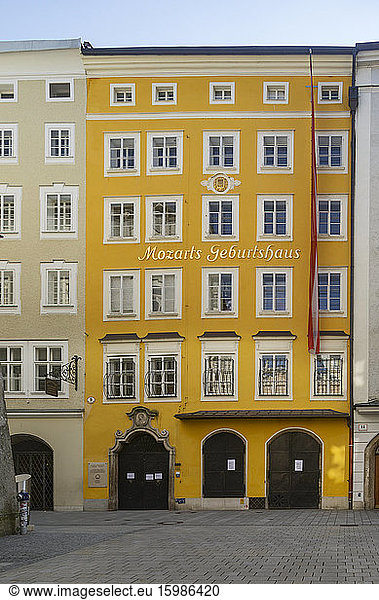 Austria  Salzburg  Mozarts birthplace in Getreidegasse empty amid Coronavirus pandemic