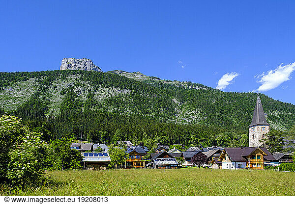 Austria  Styria  Altaussee  Mountain village in summer with hill in background