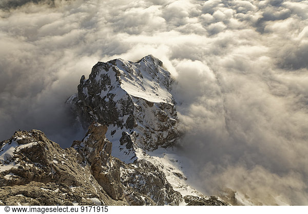 Austria  Styria  Dachstein Mountains  Mountain peak and clouds