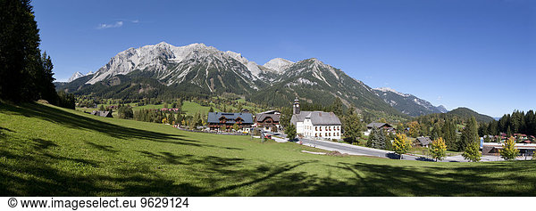 Austria  Styria  Ramsau am Dachstein  Dachstein Mountains  Panorama