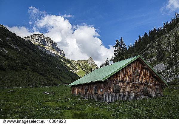 Austria  Tyrol  Allgaeu High Alps  Nature Reserve Hoher Ifen  Mahd Valley  Torkopf Mountain  Mountain hut