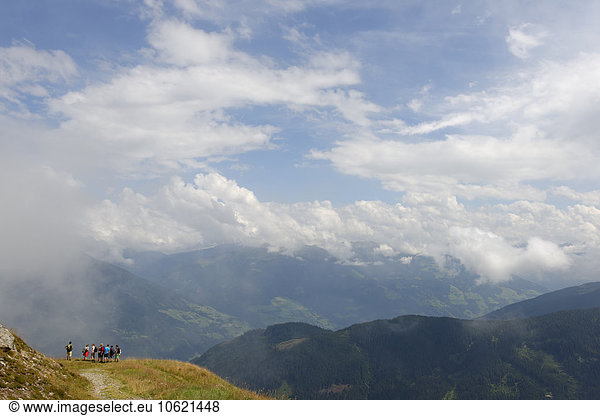 Austria  Tyrol  Ziller Valley  Onkeljoch near Fuegen  Spieljoch  hiking group at viewpoint