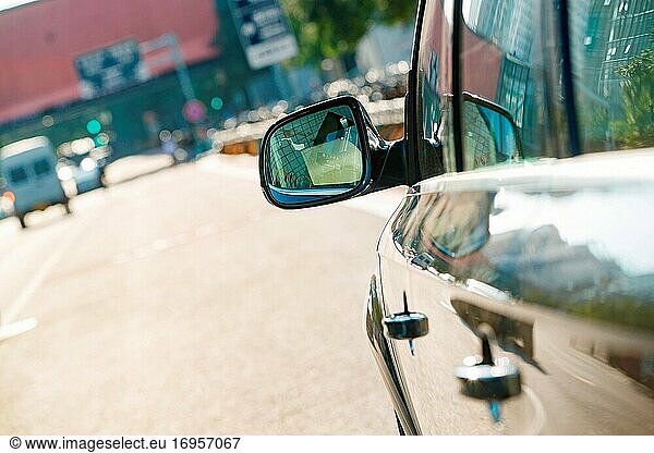 Auto-Seitenspiegel