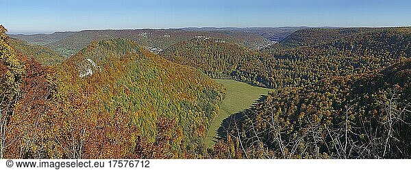 Autumn forest  panoramic view of Runder Berg  Hohenurach Ruin and Albtrauf  Bad Urach  Erms Valley  Swabian Alb Biosphere Reserve  Baden-Württemberg  Germany  Europe