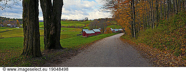 Autumn sunrise over Jenne Farm Homestead  Woodstock  Vermont  USA.