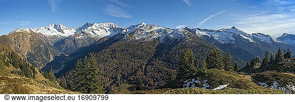 Autumnal mountain landscape at Padauner Kogel  behind Olperer  Fußstein  Schrammacher  Sagwandspitze  Kraxentrager  Wildseespitze  Wolfendorn  Zillertal Alps  Tyrol  Austria  Europe