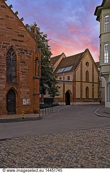 Backstein-Kirche