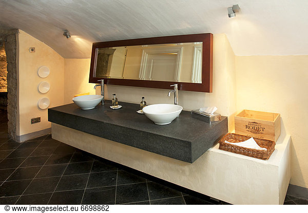 Badezimmer  Reichtum  öffentlicher Ort