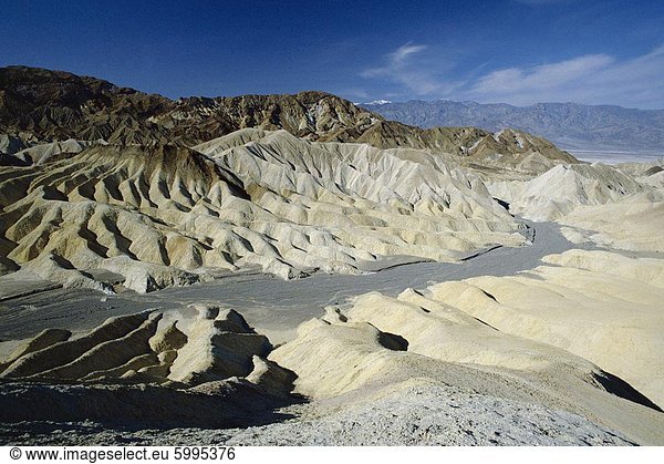Badlands von Zabriskie Point Blick nach Westen Death Valley National Monument California Vereinigte Staaten von Amerika (U.S.A.) Nordamerika