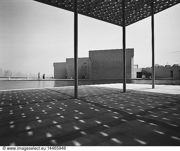 Bahrain  Manama  Nationalmuseum  Moderne Architektur  schwarz-weiß
