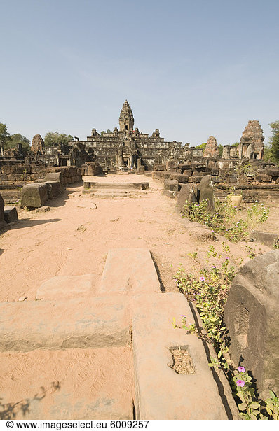 Bakong Tempel  AD881  Roluos Gruppe  in der Nähe von Angkor  UNESCO Weltkulturerbe  Siem Reap  Kambodscha  Indochina  Südostasien  Asien
