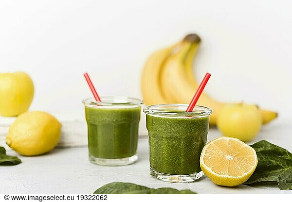 Bananen Spinat Smoothies
