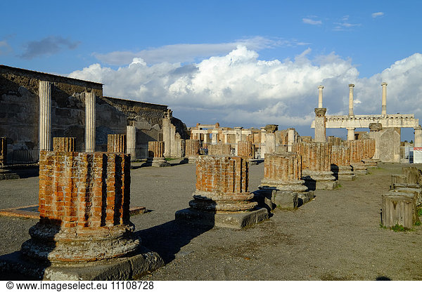 Basilica  Pompeii  UNESCO World Heritage Site  the ancient Roman town near Naples  Campania  Italy  Europe