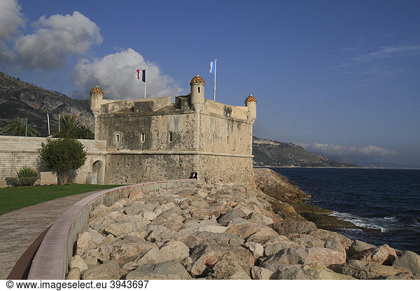 Bastion mit Museum Jean Cocteau  Menton  DÈpartement Alpes Maritimes  RÈgion Provence Alpes CÙte d'Azur  Südfrankreich  Mittelmeer  Frankreich  Europa
