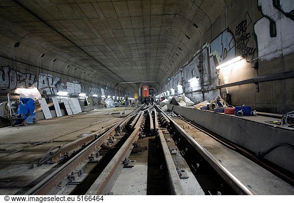 bauen  Verbindung  Tunnel  arbeiten  U-Bahn  Niederlande  neu