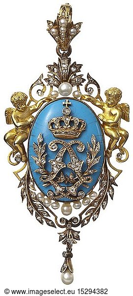BAYERN KÃ–NIGSHAUS  Ludwig II. von Bayern (1845 - 1886) - Geschenkbrosche. Gelbgold  mittig hochovales  blaues Medaillon mit aufgelegtem goldenem Spiegelmonogramm Ludwigs (mit etwa 60 Diamantrosen besetzt)  seitlich Blattwerk. Das Medaillon umrahmt von zwei Putti  besetzt mit Flussperlen und Diamantrosen. AnhÃ¤ngeÃ¶se  rÃ¼ckseitig Glasabdeckung  die Broschierung wurde zeitgenÃ¶ssisch entfernt. HÃ¶he 8 5 cm. Gewicht 36 5 g. Im zugehÃ¶rigen weinroten Samtetui. HÃ¶he 8 5 cm. Gewicht 36 5 g. Ein auch zur damaligen Zeit Ã¤uÃŸerst kostspieliges Geschenk des bayerischen KÃ¶nigs an eine ihm nahestehende PersÃ¶nlichkeit. Eines der prunkvollsten Geschenke Ludwigs  das in letzter Zeit in den Handel gekommen ist. Der AnhÃ¤nger stammt direkt aus MÃ¼nchner Privatbesitz.