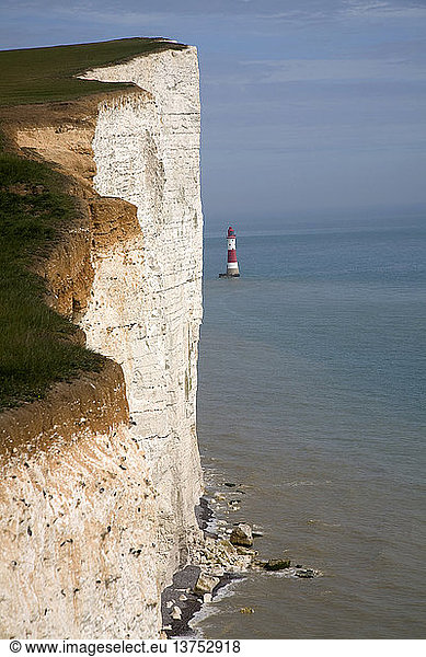 Beachy Head Leuchtturm und Kreidefelsen  East Sussex  England