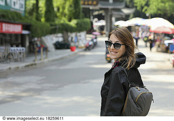 Beautiful Young Woman 30-35 Years Old Smiling in Guilin  Guanxi
