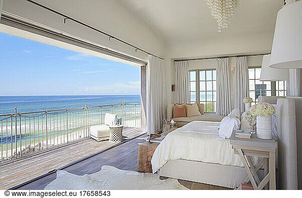 Bedroom with Spectacular view Gulf of Mexico