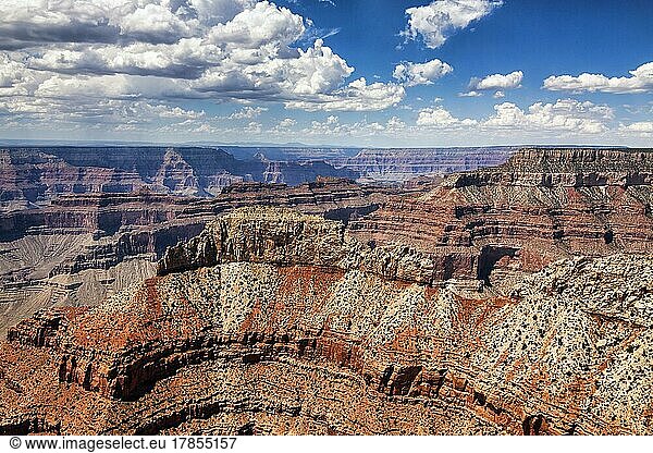 Beeindruckende Gesteinsformationen im Grand-Canyon-Nationalpark  Luftaufnahme  Arizona  USA  Nordamerika