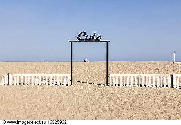 Belgium  Flanders  Ostende  North sea seaside resort  Doorway to beach  Lido