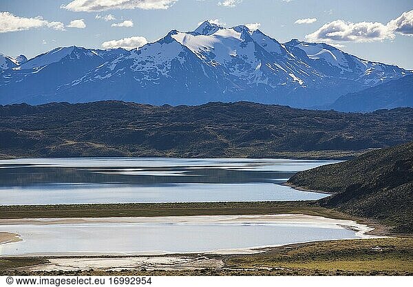 Belgrano-See (Lago Belgrano) mit den Anden im Hintergrund  Perito-Moreno-Nationalpark  Provinz Santa Cruz  Patagonien  Argentinien