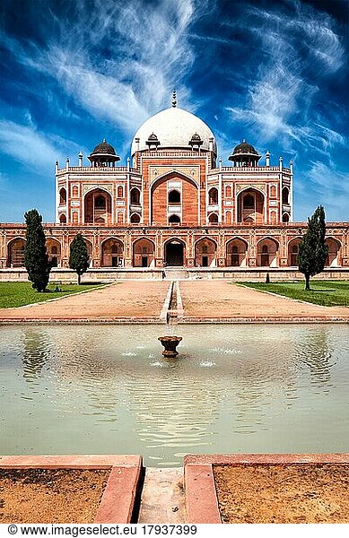 Berühmtes indisches Wahrzeichen und Touristenattraktion  Humayuns Grabmalkomplex Delhi  Indien  Asien
