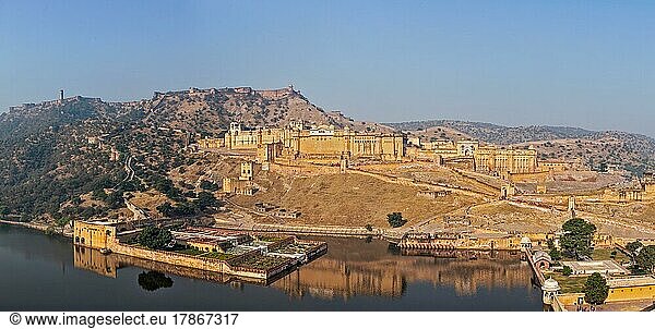Berühmtes Wahrzeichen von Rajasthan  Amer (Amber) Fort  Rajasthan  Indien  Asien